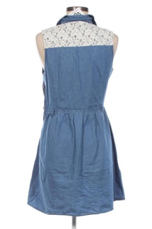 Kleid Atmosphere, Größe M, Farbe Blau, Preis € 8,46