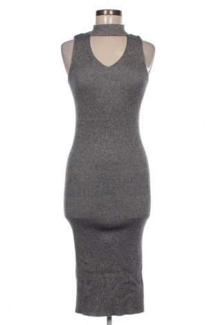 Kleid Bershka, Größe M, Farbe Grau, Preis € 11,10