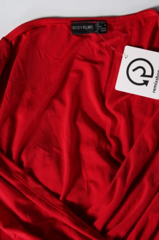 Kleid Body Flirt, Größe M, Farbe Rot, Preis 11,50 €
