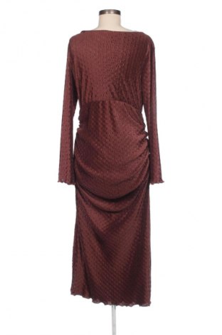 Kleid Boohoo, Größe L, Farbe Braun, Preis 19,21 €