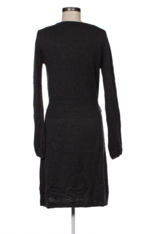 Kleid Broadway, Größe L, Farbe Grau, Preis € 5,49