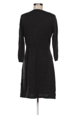 Kleid Elton, Größe M, Farbe Mehrfarbig, Preis 21,71 €