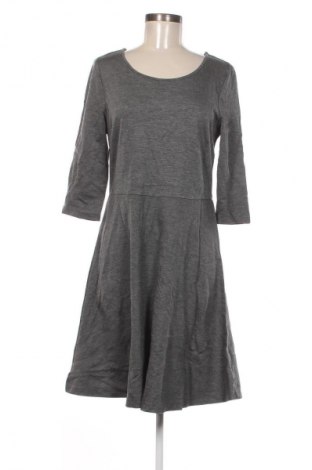 Kleid Esmara, Größe M, Farbe Grau, Preis € 5,49