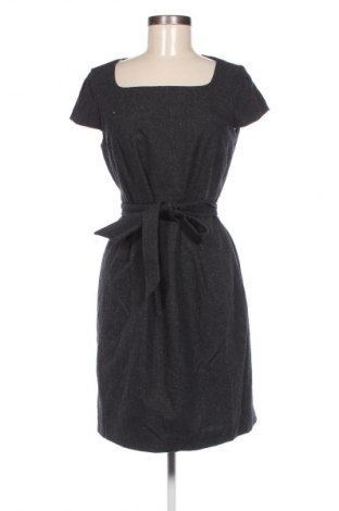 Kleid Esprit, Größe M, Farbe Grau, Preis 18,37 €