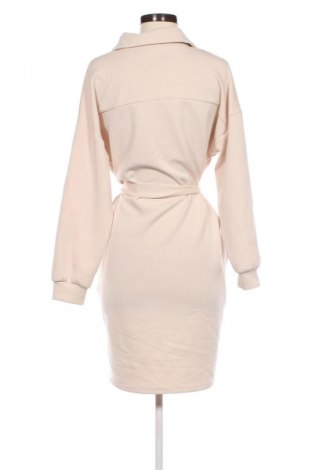 Φόρεμα Esqualo, Μέγεθος M, Χρώμα Εκρού, Τιμή 14,85 €