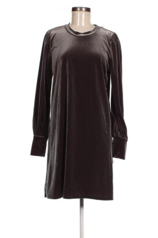 Φόρεμα Gina Tricot, Μέγεθος XL, Χρώμα Γκρί, Τιμή 9,19 €