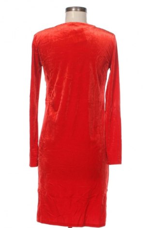 Kleid Gina Tricot, Größe M, Farbe Rot, Preis 18,79 €