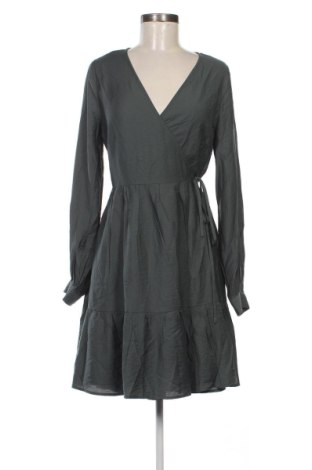Kleid Guido Maria Kretschmer for About You, Größe L, Farbe Grün, Preis € 55,67