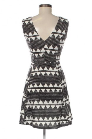 Rochie H&M, Mărime S, Culoare Multicolor, Preț 17,99 Lei