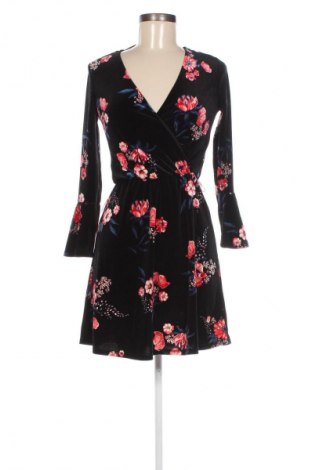 Kleid H&M Divided, Größe XXS, Farbe Schwarz, Preis 11,10 €