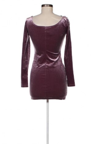 Kleid H&M Divided, Größe S, Farbe Aschrosa, Preis € 5,99