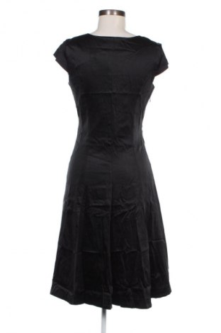 Rochie In Wear, Mărime M, Culoare Negru, Preț 315,79 Lei