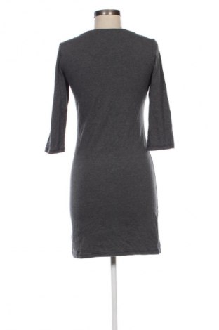 Kleid Janina, Größe S, Farbe Grau, Preis 3,49 €