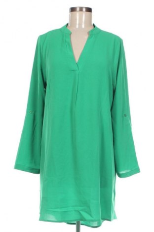 Kleid Lascana, Größe M, Farbe Grün, Preis 13,12 €