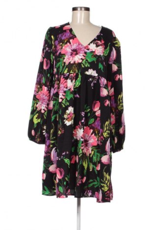 Φόρεμα Mamalicious, Μέγεθος M, Χρώμα Πολύχρωμο, Τιμή 17,58 €