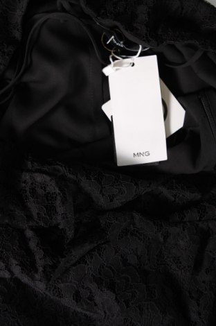 Šaty  Mango, Velikost M, Barva Černá, Cena  271,00 Kč