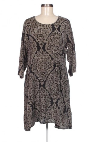 Kleid Masai, Größe M, Farbe Mehrfarbig, Preis 18,37 €