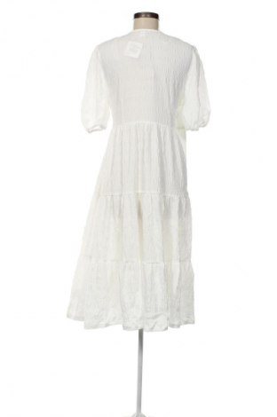 Kleid Monki, Größe XL, Farbe Weiß, Preis 31,96 €