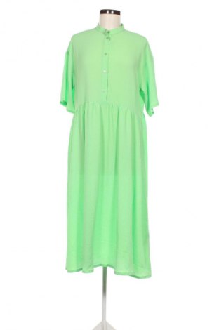 Kleid Monki, Größe M, Farbe Grün, Preis € 15,98