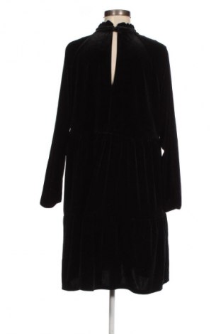 Kleid Monki, Größe L, Farbe Schwarz, Preis 10,33 €
