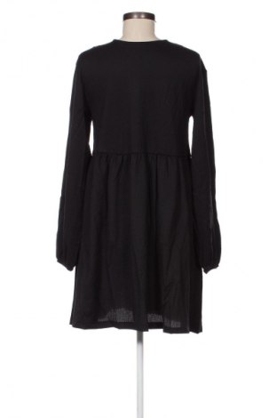 Kleid NA-KD, Größe M, Farbe Schwarz, Preis € 55,67