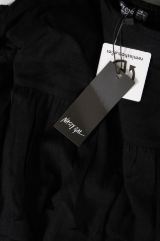 Kleid Nasty Gal, Größe S, Farbe Schwarz, Preis 30,62 €