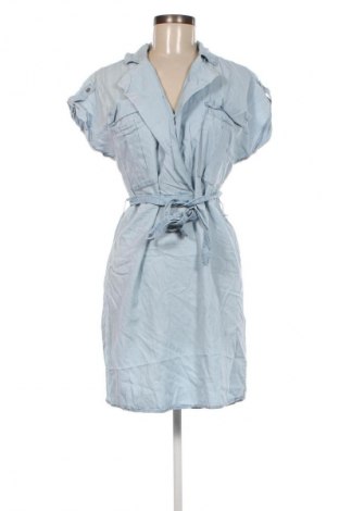Kleid Noisy May, Größe M, Farbe Blau, Preis € 20,18