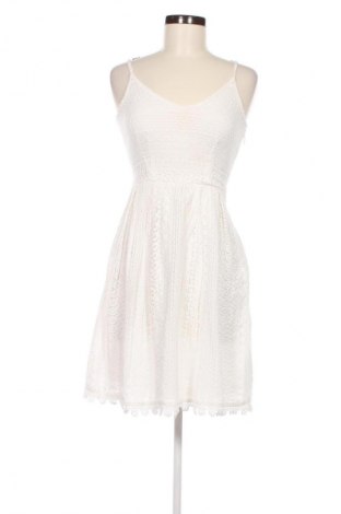 Kleid ONLY, Größe XS, Farbe Weiß, Preis € 31,96