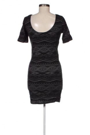 Kleid ONLY, Größe S, Farbe Mehrfarbig, Preis 5,99 €