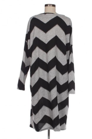 Kleid ONLY Carmakoma, Größe XL, Farbe Mehrfarbig, Preis € 18,37