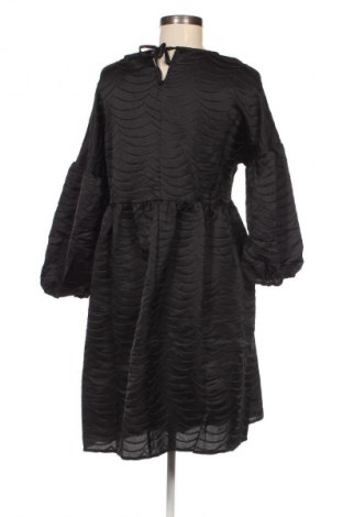 Φόρεμα Pieces, Μέγεθος M, Χρώμα Μαύρο, Τιμή 33,40 €
