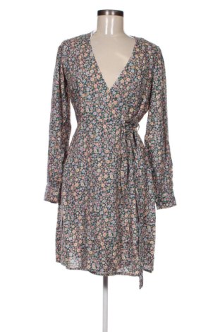 Φόρεμα Pieces, Μέγεθος S, Χρώμα Πολύχρωμο, Τιμή 17,58 €