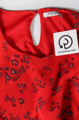Šaty  Pieces, Veľkosť L, Farba Červená, Cena  8,42 €