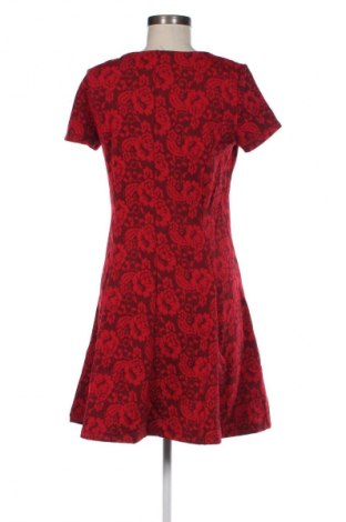 Kleid Pota, Größe M, Farbe Rot, Preis 20,18 €