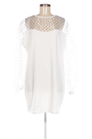 Φόρεμα Pretty Little Thing, Μέγεθος 3XL, Χρώμα Λευκό, Τιμή 17,78 €