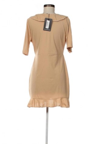 Kleid Pretty Little Thing, Größe L, Farbe Beige, Preis 10,20 €