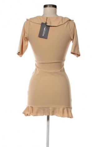 Φόρεμα Pretty Little Thing, Μέγεθος XS, Χρώμα  Μπέζ, Τιμή 10,20 €