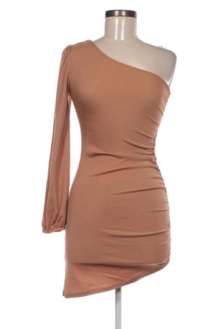 Kleid Pretty Little Thing, Größe M, Farbe Beige, Preis € 5,49