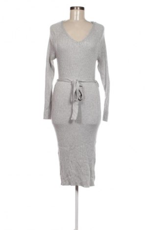 Kleid Primark, Größe M, Farbe Grau, Preis 17,61 €