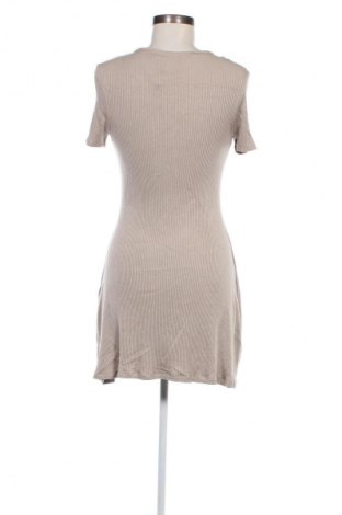 Rochie Pull&Bear, Mărime L, Culoare Bej, Preț 23,99 Lei