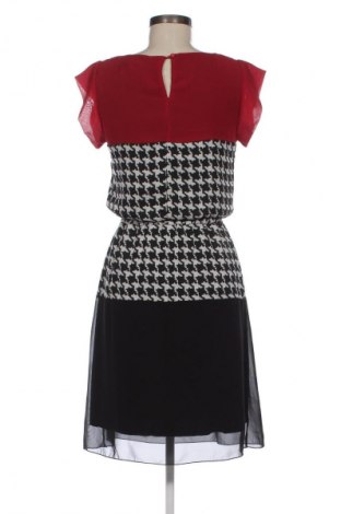 Kleid Rinascimento, Größe S, Farbe Mehrfarbig, Preis 29,36 €