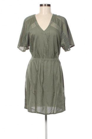 Φόρεμα S.Oliver, Μέγεθος M, Χρώμα Πράσινο, Τιμή 27,84 €