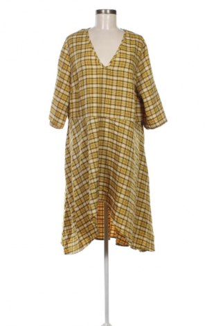 Kleid SHEIN, Größe 4XL, Farbe Gelb, Preis 20,18 €