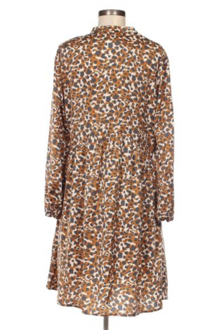 Kleid Saint Tropez, Größe M, Farbe Mehrfarbig, Preis 33,40 €