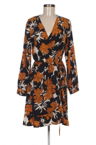 Φόρεμα Sisters Point, Μέγεθος M, Χρώμα Πολύχρωμο, Τιμή 16,33 €