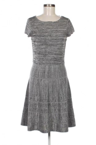 Kleid Stockh Lm, Größe M, Farbe Grau, Preis € 28,53