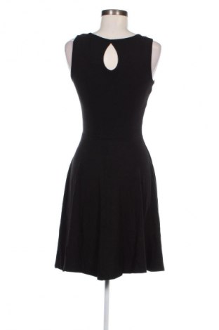 Kleid Tamaris, Größe XS, Farbe Schwarz, Preis 7,49 €