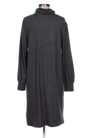 Kleid Tom Tailor, Größe M, Farbe Grau, Preis 33,40 €