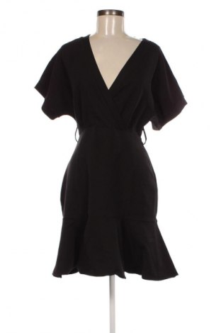Šaty  Trendyol, Velikost M, Barva Černá, Cena  783,00 Kč