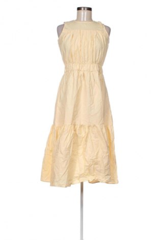 Kleid Trendyol, Größe S, Farbe Gelb, Preis 18,37 €